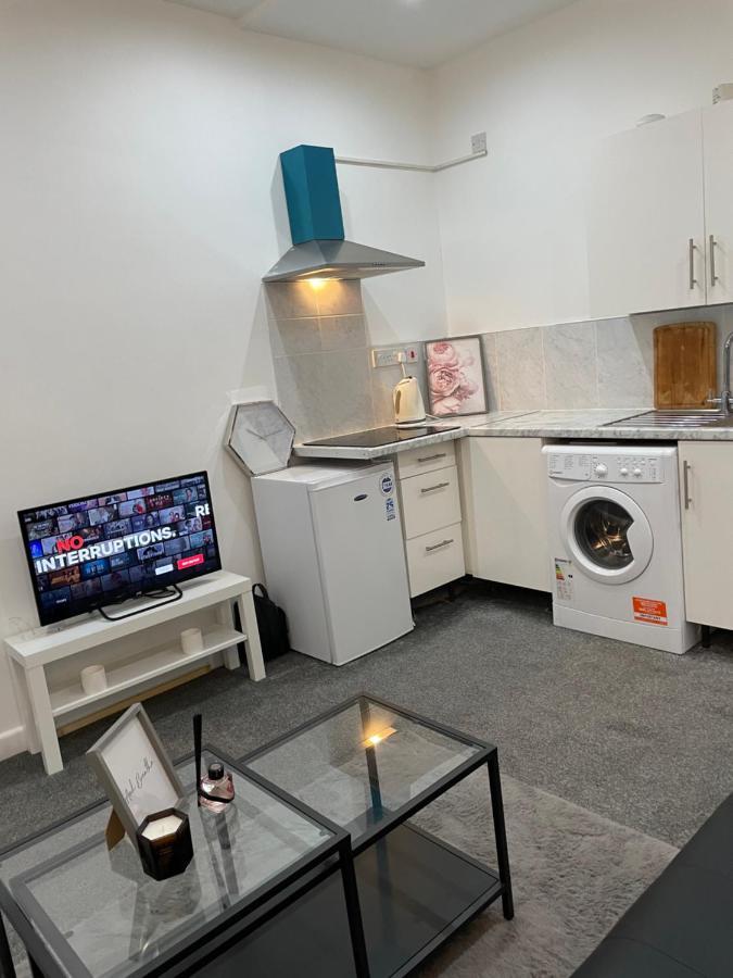 Apartment In Bham City Centre Free Parking Sleeps 3 Birmingham Exteriör bild